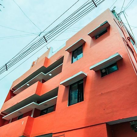 Oyo 36500 Sri Krishna Inn Ооти Екстериор снимка