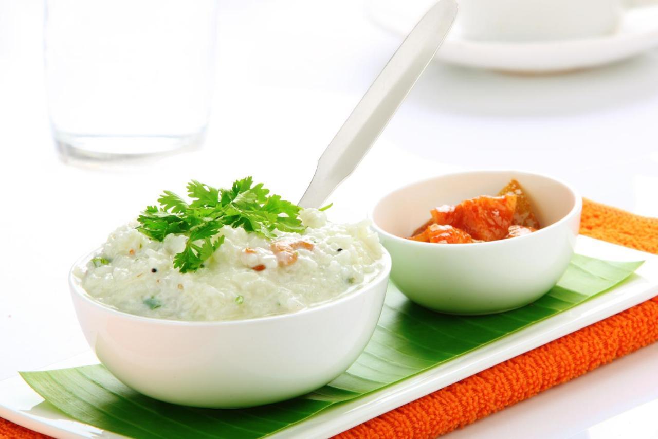 Oyo 36500 Sri Krishna Inn Ооти Екстериор снимка
